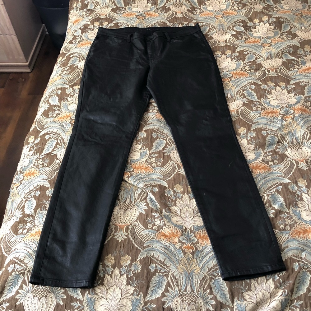Rock and Republic Faux Leather slacks